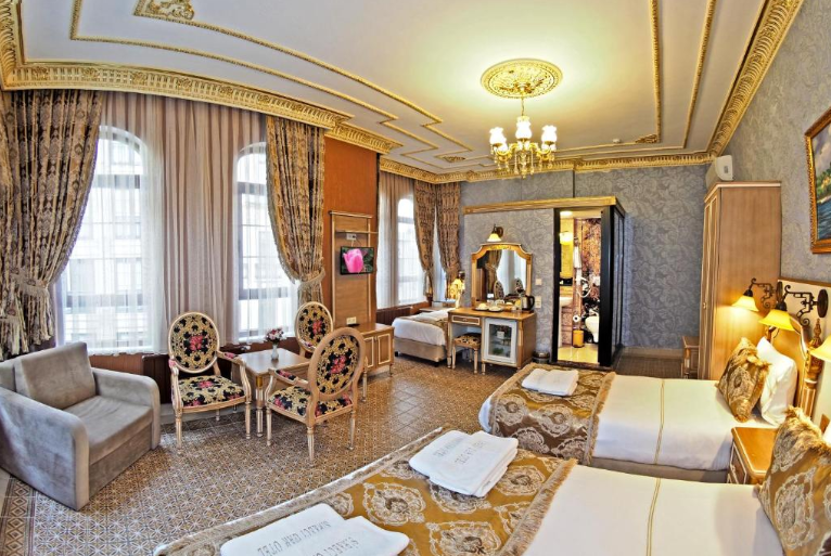 Glamour Classic Hotel